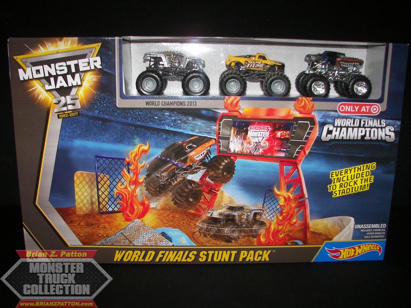 hot wheels monster jam world finals stunt pack play set